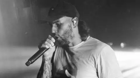 Avenged Sevenfold adia shows no Brasil devido a problemas de saúde do vocalista, M. Shadows