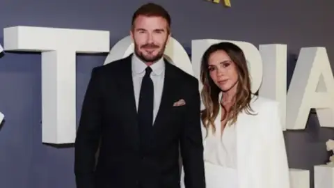 Integrante das Spice Girls falta à première do documentário de Victoria Beckham. Descubra quem!